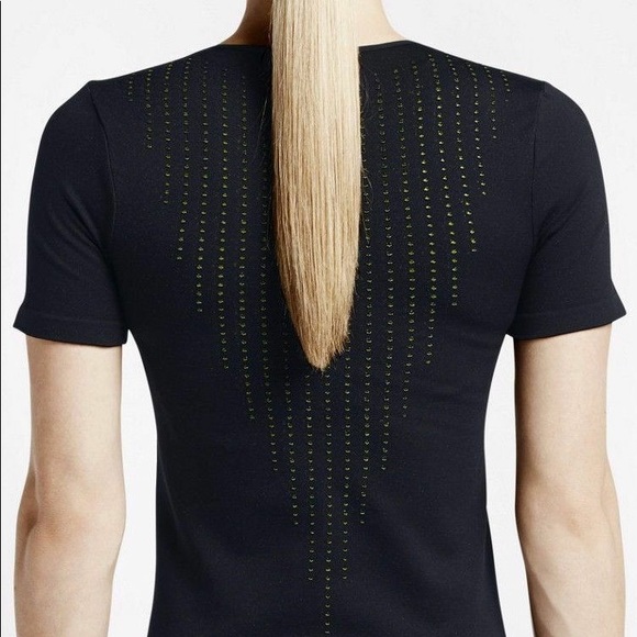 Nike Drifit Hypercool Black Nylon Compression Tee - Picture 2 of 5